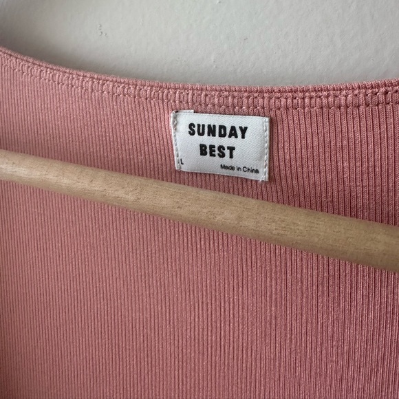 Aritzia Sunday Best Lula Longsleeve - Picture 3 of 5